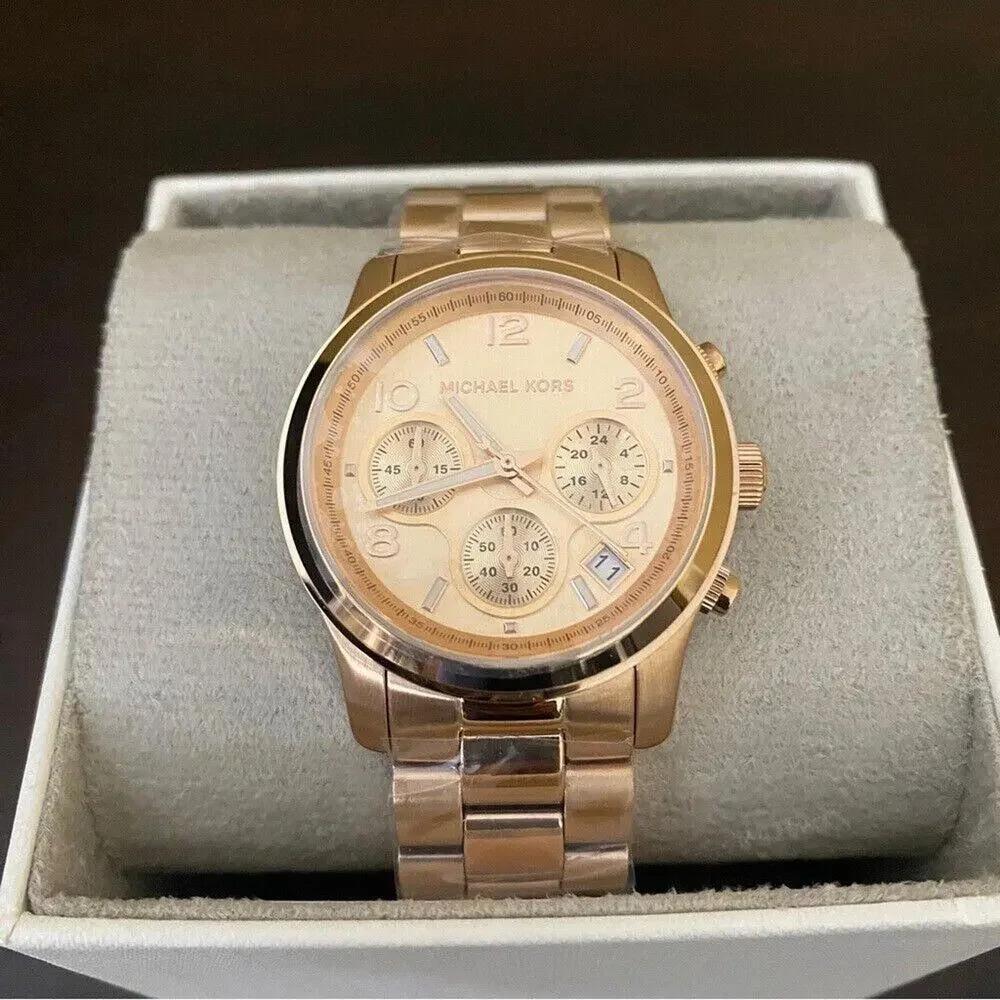NEW Michael Kors Runway Chronograph‎ Watch 38mm Rose Gold - 100M Water Resistant - Picture 4 of 7